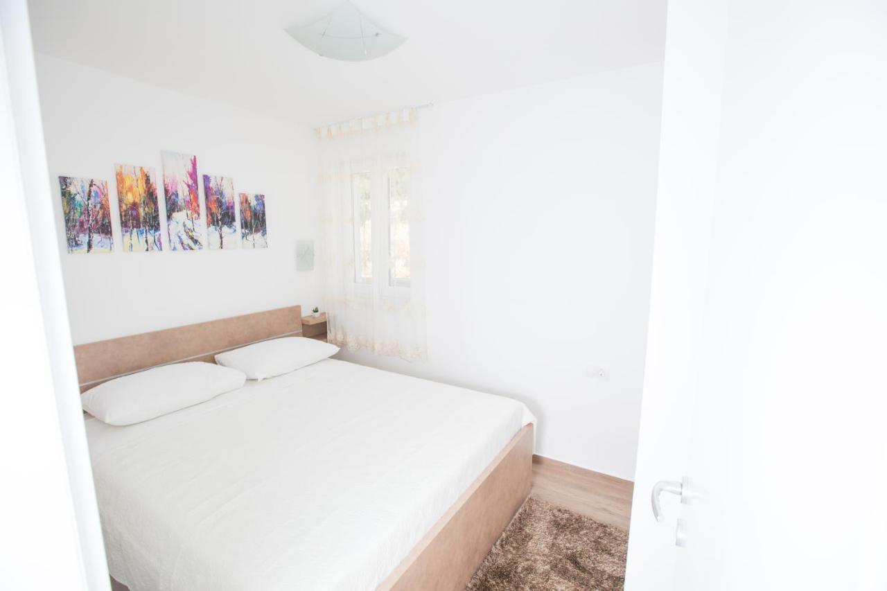 Apartman Roza Podstrana Exteriör bild