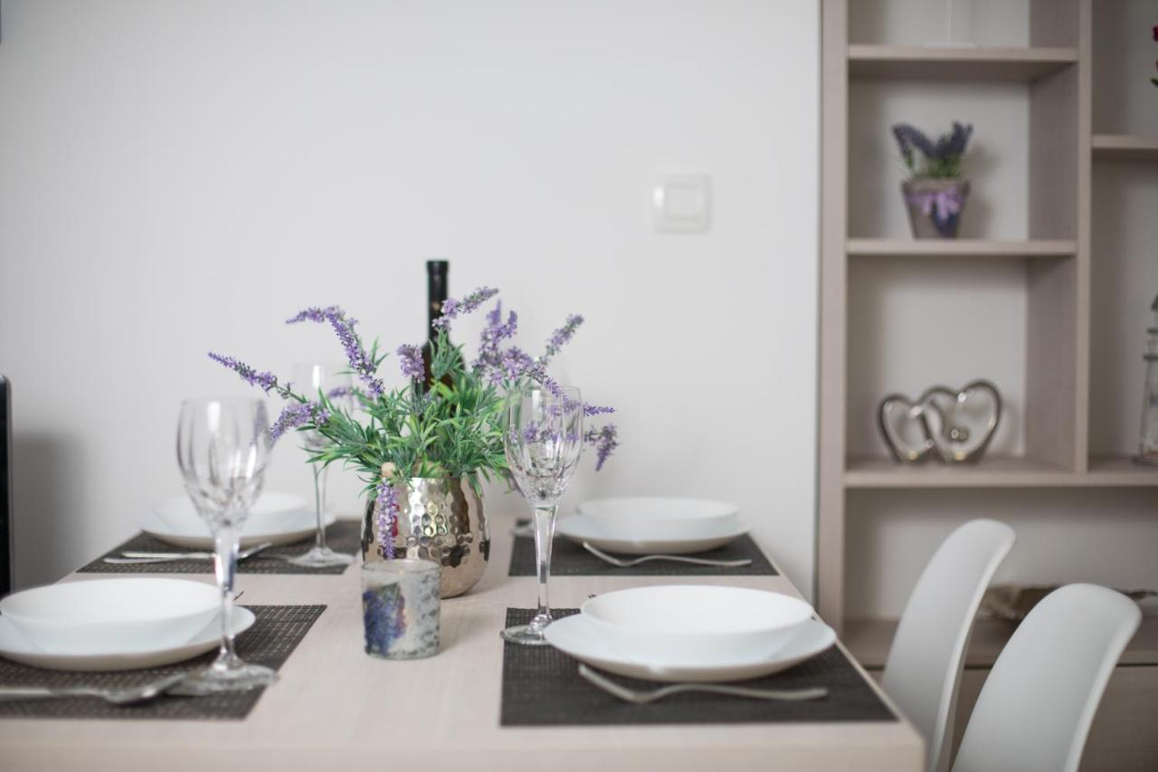 Apartman Roza Podstrana Exteriör bild