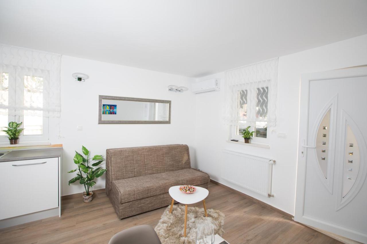 Apartman Roza Podstrana Exteriör bild